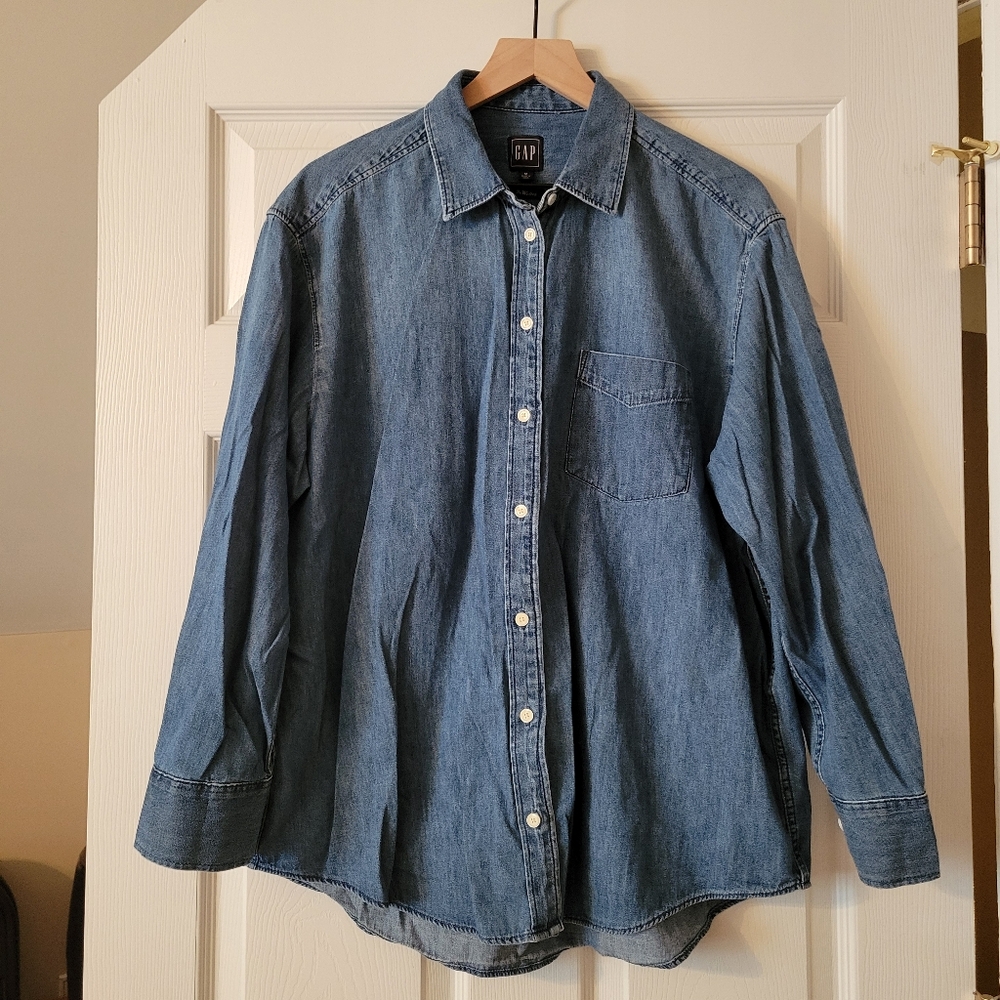 GAP Oversized Button Down